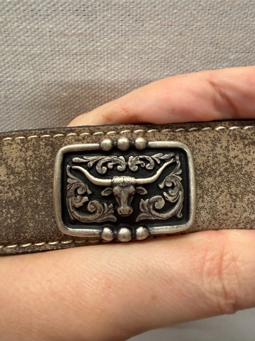 NWT Limited Edition Ariat Distressed Suede Longhorn Belt - size 46 - Picture 2 of 7
